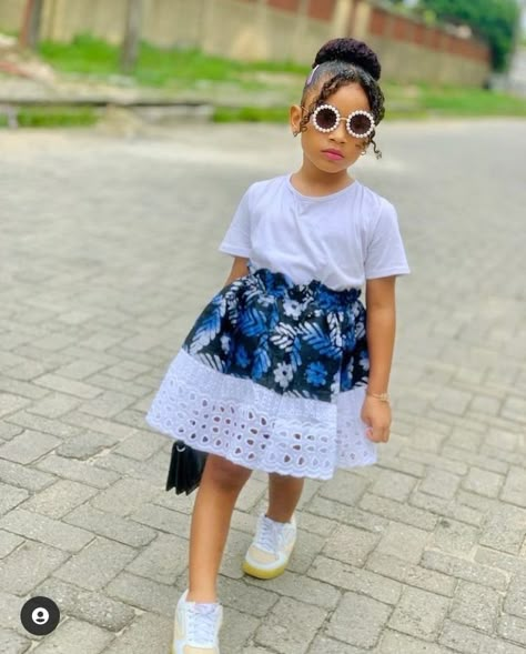 African Kids Clothes, Ankara Styles For Kids, African Traditional Wear, Kids Dress Collection, Traditional African Clothing, African Dresses For Kids, Best African Dresses, Kids Dress Wear