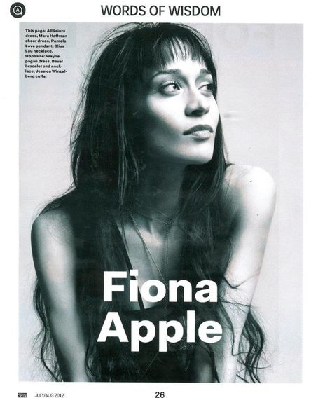 Fiona Apple es una cantautora y compositora  estadounidense. Su popularidad le vino por su álbum debut publicado en 1996 llamado Tidal, especialmente con su canción ganadora de un Premio Grammy a la mejor interpretación vocal de rock femenina. Allsaints Dresses, The Smashing Pumpkins, Float Dress, Fiona Apple, Jaime King, Dorm Posters, Production Design, Long Tank, Interesting People