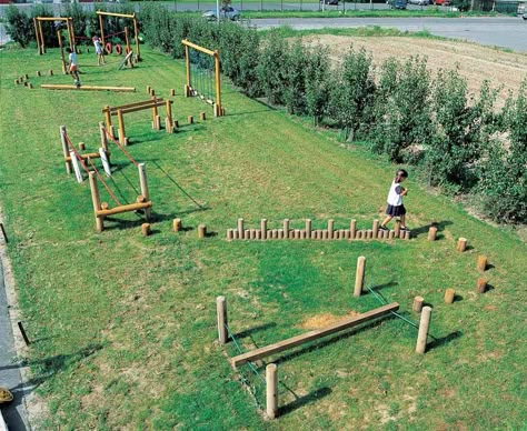 Backyard Obstacle Course, Kids Obstacle Course, Kids Backyard Playground, Play Area Backyard, Backyard Kids Play Area, Diy Playground, Sensory Garden, Kids Outdoor Play, Outdoor Play Area