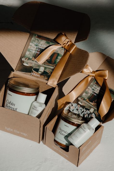 November is here, and so is this month’s cozy Vellabox! Perfect scents to embrace sweater weather and all things warm and snuggly. 🍂

fall scents
fall candles
fall fragrances Best Scents, Candle Surprise, Match Jar, Flannel Pjs, Artisan Candles, Fall Fragrance, Subscription Gifts, Fall Scents, Fall Candles