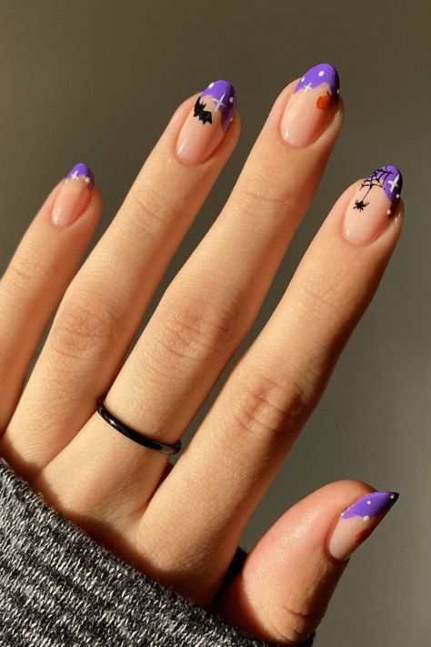 60 Must-Try DIY Halloween Nail Art Ideas for a Creepy Cool Look 61 Colourful Halloween Nails, Autumn Board, Halloween Nails Diy, Simple Fall Nails, Space Nails, Halloween Acrylic Nails, Cute Halloween Nails, October Nails, Halloween Nail Designs