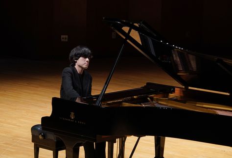 Yunchan Lim Piano, Pianist Performance, Yunchan Lim, Piano Competition, Kelly Thompson, Music Competition, D Minor, Standing Ovation, June 18th