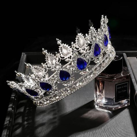 Royal Blue And Silver Quinceanera Crown, Royal Blue And Silver Quince Theme, Quinceanera Dresses Blue And Silver, Navy Blue Crown Quince, Navy Blue Quinceanera Crown, Royal Blue Crown Quinceanera, Quince Crowns Blue, Royal Blue And Silver Sweet 16, Dark Blue Princess Aesthetic