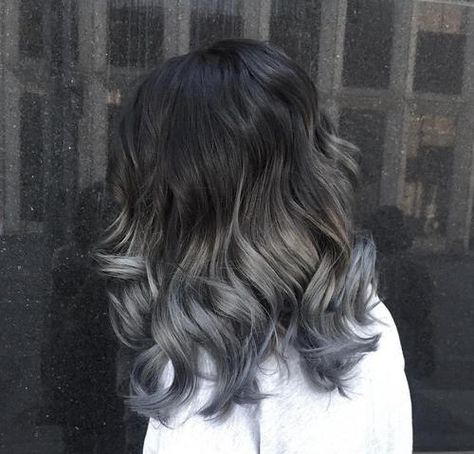 black to gray medium-length ombre hair Medium Length Ombre Hair, Grey Hair Color Silver, Dark Ombre Hair, Black Hair Ombre, Grey Ombre Hair, Dark Blue Hair, Ombré Hair, Black Ombre, Grey Hair Color