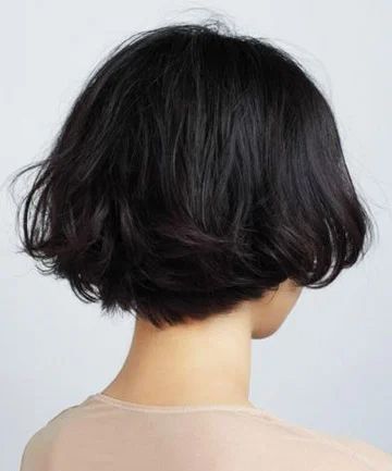 26 Cute Short Haircuts That Aren't Pixies Asymmetrical Bob Haircuts, Cute Short Haircuts, Bob Haircut With Bangs, Bob Hairstyles For Fine Hair, Best Short Haircuts, Short Bob Haircuts, Trending Hairstyles, Short Bob Hairstyles, Short Haircuts