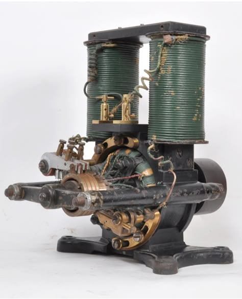 1940s Technology, Victorian Machinery, Future Technology Concept, Mechanical Tools, Old Electronics, Motor Generator, Props Design, Steampunk Aesthetic, Old Tech