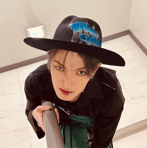 hongjoong ateez aesthetic pfp lq icons black cowboy kpop #ateez Pirate Boy, Oh Captain My Captain, Pirate Kids, Captain My Captain, Ateez Hongjoong, Pretty Pink Princess, Unicorn Cat, Best Kpop, Kim Hongjoong