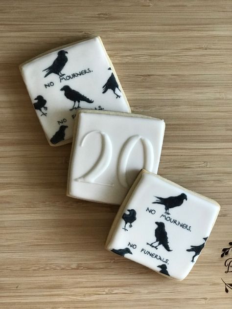 Sugar cookies decorated with royal icing, Six of Crows themed! The birthday girl loves books and Six of Crows is one of her favorites! Such a sweet mother for picking these up. #royalicing #sugarcookies #sixofcrows #birthday #mothersday #aesthetic #dessert Crow Cookies, Aesthetic Dessert, Cookies Decorated With Royal Icing, Royal Icing Decorations, Baking Pastry, Six Of Crows, Cookies Decorated, Pastry Chef, Sugar Cookies Decorated