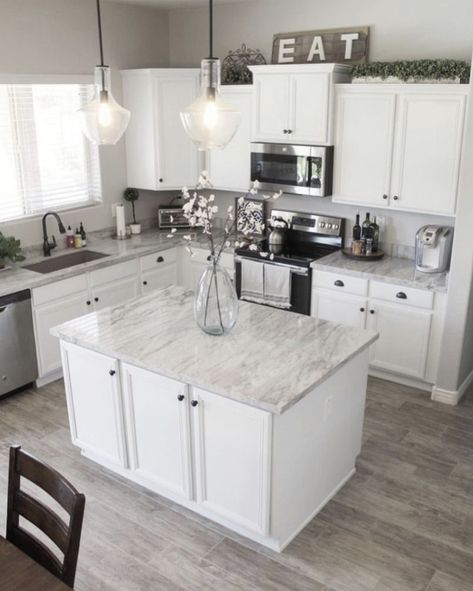 Kabinet Dapur, Diy Kitchen Remodel, White Kitchen Design, Home Cinema, Kitchen Design Ideas, Modern Farmhouse Kitchens, Counter Tops, Kitchen Remodel Idea, Microsoft Excel