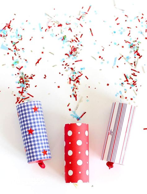 DIY Confetti Poppers How To Make Confetti, American Flag Crafts, Firework Painting, Toddler Party Games, Fourth Of July Crafts For Kids, Patriotic Diy, Confetti Poppers, Flag Crafts, Diy Confetti