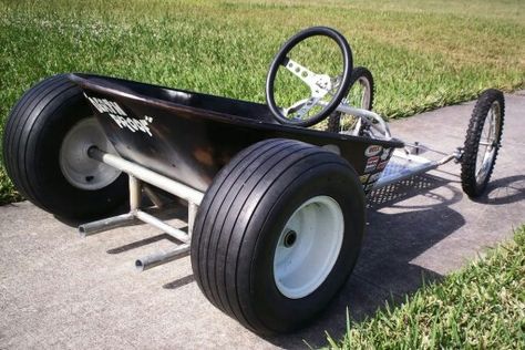 Wheelbarrow bucket Soap Box Racer, Soap Box Derby Cars, Soap Box Cars, Mini Buggy, Rat Rod Bike, Go Kart Plans, Radio Flyer Wagons, Diy Go Kart, Drift Trike