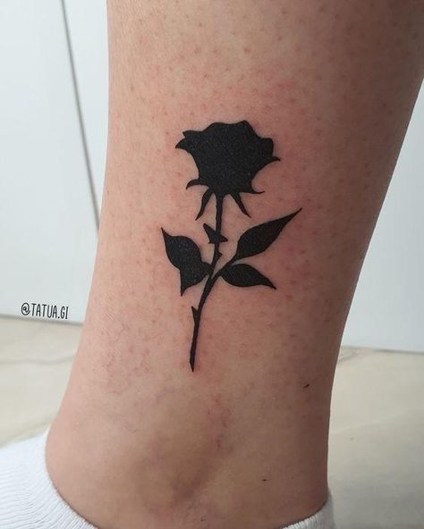 Name Cover Up Tattoos For Women, Simple Black Tattoos, Hand Tattoo Cover Up, Small Black Tattoos, Rose Tattoo Cover Up, Black Rose Tattoo, Flor Tattoo, Cover Up Tattoos For Women, Rose Tattoo Ideas