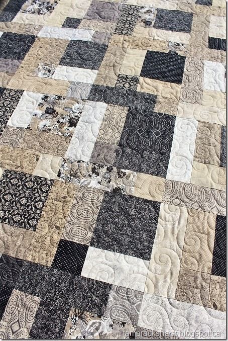 Brown And Black Quilts, Black And Cream Quilts, Men Quilt Patterns, Black And Tan Quilts, Men’s Quilt Patterns, Masculine Quilt Patterns Free, Neutral Color Quilts, Quilts For Men Patterns Free, Masculine Quilts Ideas