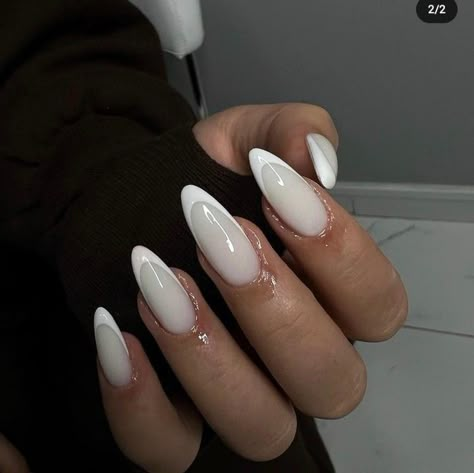 Oreo Ice Cream Sandwich, White Almond Nails, White Gel Nails, Oreo Ice Cream, Wow Nails, Sassy Nails, Pointed Nails, Casual Nails, Cream Sandwich