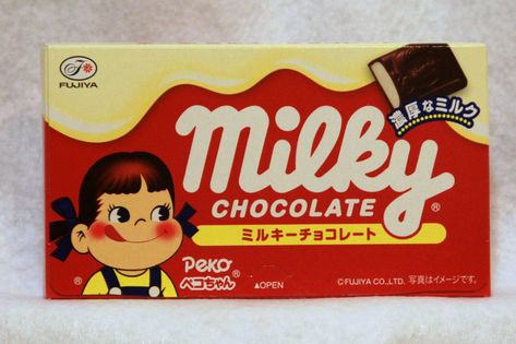 Milky Chocolate, Japanese Chocolate, Japanese Candy, Communication Design, Cereal Pops, Chocolate Bar, Pops Cereal Box, Cereal Box, Communication