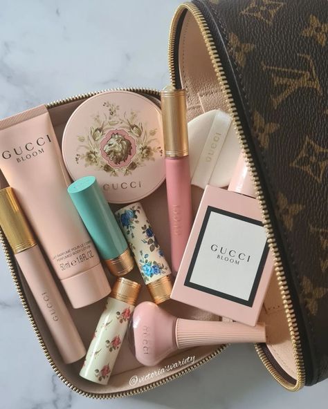 Gucci Products Aesthetic, Gucci Makeup Aesthetic, Gucci Makeup, Glow Balm, Beauty Dior, Luminous Silk Foundation, Pink Aura, Make Up Inspo, Luxury Makeup