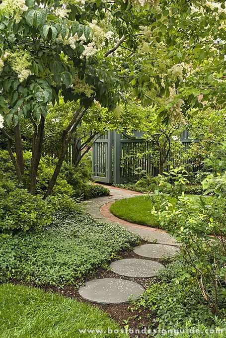 Landscape Collaborative Path Design, Cottage Garden Design, Garden Design Ideas, Flower Gardening, Have Inspiration, The Secret Garden, Garden Path, Backyard Garden Design, Garden Pathway