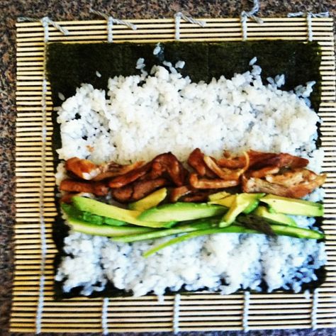 Make homemade sushi rolls at home for $1.40 per person! These rolls use chicken, avocado, and asparagus. Sushi Recipes With Chicken, Sushi Filling Ideas Chicken, Sushi Teriyaki Chicken, Homemade Chicken Sushi, Cooked Sushi Recipes Chicken, Chicken Teriyaki Sushi Rolls, Sushi Chicken Teriyaki, Sushi Recipes Chicken, Sushi With Chicken