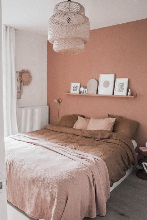 Pink Accent Walls, Dekorasi Kamar Tidur, Bedroom Renovation, Diy Bathroom Decor, Cheap Decor, Remodels, Cheap Home Decor, Room Colors, Bedroom Inspo