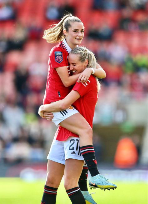 Ella Toone And Alessia Russo Wallpaper, Ella Toone Wallpaper, Millie Turner, Sports Reference, Ella Toone, Alessia Russo, Cheer Photos, England National Football Team, Female Soccer