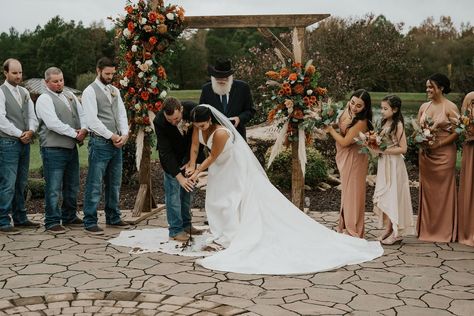 Here’s your sign to add a personal flare into your wedding ceremony! �🍂🤎 Last year one of our couples chose to personalize a cowhide rug by branding it with their initial— the perfect touch to their western inspired wedding and a great way to add a unique feature to their ceremony! ✨ Venue & Caterer | @atkinsonfarmsva Photography | @rohrbackstudios Wedding Planning | @rsgweddings.events Entertainment | @signaturedjs757 Florist | @sedgefieldflorist Photo Booth | @sillyshotzphotobooth #virgin... Branding Rug At Wedding, Country Theme Wedding, Country Theme, Year One, Cowhide Rug, Western Wedding, Ceremony Venue, Theme Wedding, Cow Hide Rug