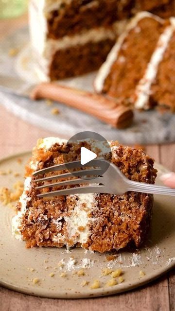 Ooey Gooey Bars, Seasonal Baking, Gooey Bars, Cake Day, Daily Recipes, Baking Blog, Ooey Gooey, Dessert Lover, Daily Meals