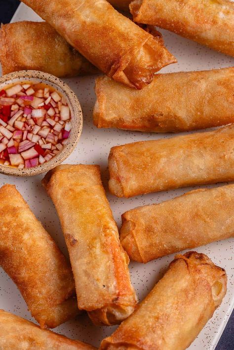 Vegan Lumpia Recipe, Lumpiang Gulay Recipe, Vegan Lumpia, Gulay Recipe, Lumpiang Gulay, Vegetable Lumpia, Garlic Dip Recipes, Vegetable Egg Rolls, Lumpia Recipe