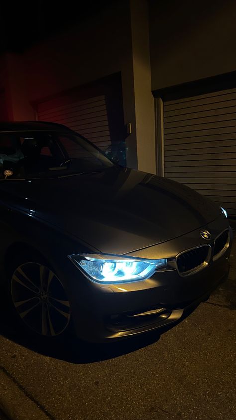 Bmw At Night, Bmw Night, Ugg Fur Boots, Old Iphone Wallpapers, Carros Bmw, Lightroom Presets Wedding, Bmw Sport, Best Snapchat, Funny Animated Cartoon