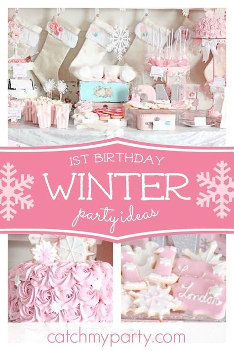 Take a look at this gorgeous Winter Onederland 1st birthday party! The sweet treats look so pretty! See more party ideas and share yours at CatchMyParty.com #catchmyparty #partyideas #girl1stbirthdayparty #winterwonderlandbirthdayparty #winteronederland #winterbirthdayparty #winter1stbirthdayparty Winter Wonderland First Birthday, Wonderland First Birthday, Winter Onederland Party Girl, Winter Wonderland-party, First Birthday Winter, First Birthday Party Ideas, Winter Wonderland Birthday Party, Winter Onederland Birthday Party, Winter Onederland Party