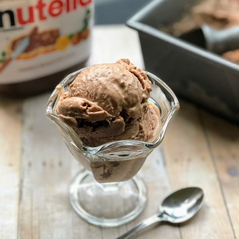 Nutella® Gelato Nutella Gelato Recipe, Hazelnut Gelato Recipe, Nutella Gelato, Scooped Ice Cream, Cuisinart Ice Cream Recipes, Gelato Recipes, Best Vanilla Ice Cream, Cool Ice Cream, Orange Ice Cream