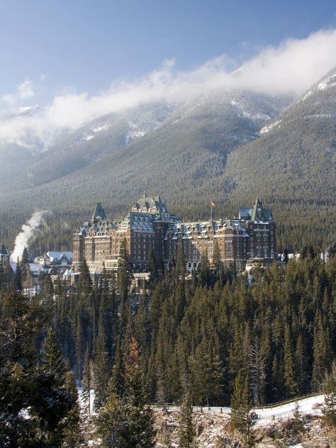 Surprise Corner is a spectacular viewpoint of the Fairmont Banff Springs Hotel and the Spray Valley and one of the most famous photo spots in Banff. The view is without a doubt one of the most iconic photo spots in Banff. “The Castle of The Rockies” sits at the base of Sulphur Mountain with the ... Read moreHow To Visit Surprise Corner in Banff Banff Winter, Honeymoon Activities, Winter Honeymoon, Banff Springs Hotel, Rocky Mountaineer, Sunshine Village, Fairmont Banff Springs, Fairmont Banff, Ski Culture