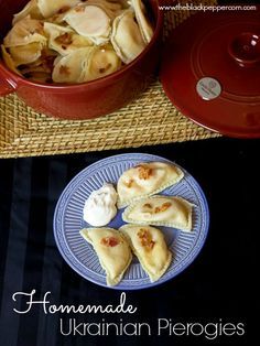 Pierogies Homemade, Homemade Pierogies, Pierogi Recipe, Ukrainian Food, Ukrainian Recipes, Russian Food, Wontons, Pasta Dough, French Recipes