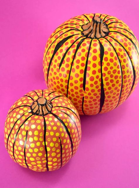 DIY Pop Art Pumpkins Inspired by Roy Lichtenstein ⋆ Dream a Little Bigger Pumpkin Spray Paint, Mom Hobbies, Pumpkin Designs Painted, Spindle Crafts, Painting Pop Art, Creative Pumpkin Painting, Unicorn Pumpkin, Pumpkin Uses, Art Pumpkin