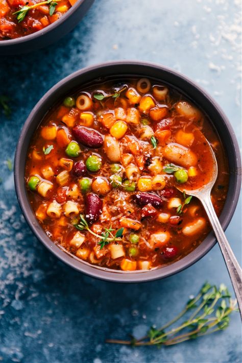 White Bean And Sausage Soup, White Bean And Sausage, Slow Cooker Minestrone Soup, Best Minestrone Soup Recipe, Slow Cooker Minestrone, Crockpot Minestrone, Vegetarian Minestrone Soup, Sopa Minestrone, Bean And Sausage Soup