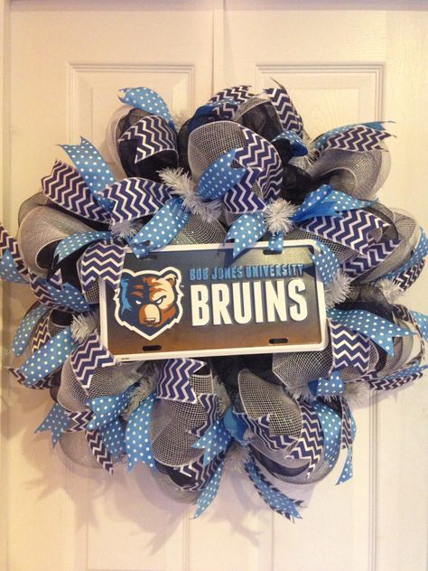 Bob Jones University Bob Jones University, University Dorm, University Dorms, Friend Activities, Dorm Life, Dorm Essentials, 4th Of July Wreath, Burlap Wreath, Hanukkah Wreath