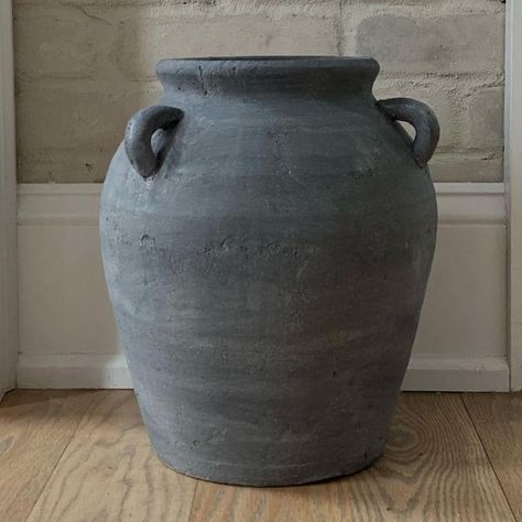 PRICES MAY VARY. High Quality Terracotta: This vintage ceramic vase is crafted from 100% earthenware clay rich in iron, durable and eco-friendly, trend lasting vase set will keep your decor looking fresh and up-to-date year after year. Rustic and Antique style: This farmhouse vase is designed to show the simple and rustic style. Breathable design enables the vase boho table decor suitable for fresh, faux and dried botanicals, or a stand-alone statement piece. Versatile Function: Traditional, Sca Black Vase Centerpiece, Rustic Antique Decor, Black Ceramic Vase, Farmhouse Vase, Brown Coffee Table, Terracotta Vase, Pottery Barn Inspired, Amazon Decor, Vase Large