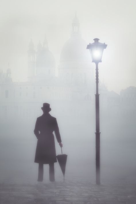 Victorian Man Art, Victorian Men, Victorian Man, Foggy Day, Victorian Aesthetic, Victorian London, Night Circus, Sebastian Michaelis, 다크 판타지