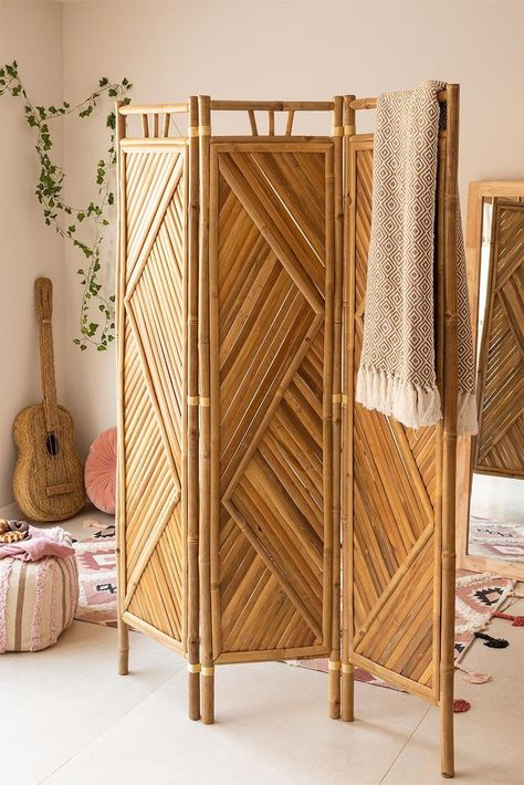 Bamboo Bedroom, Bamboo Diy, Bamboo Room Divider, Outdoor Restaurant Design, Modern Room Divider, Bamboo Architecture, Bamboo Decor, Bamboo House, Room Divider Screen