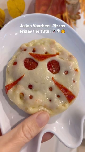 Friday The 13th Christmas Party, Friday The 13th Dinner Ideas, Friday The 13th Food Ideas, Friday The 13th Party Ideas, Themed Dinners Ideas, Halloween Jason, Halloween Pizza, Halloween Foods, Work Parties