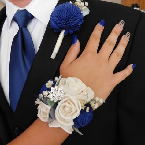 Prom Flowers Bouquet, Prom Flowers Corsage, Blue Corsage, Prom Corsage And Boutonniere, Wrist Corsage Prom, Corsage And Boutonniere Set, Wood Flower Bouquet, Corsage And Boutonniere, Navy Blue Flowers