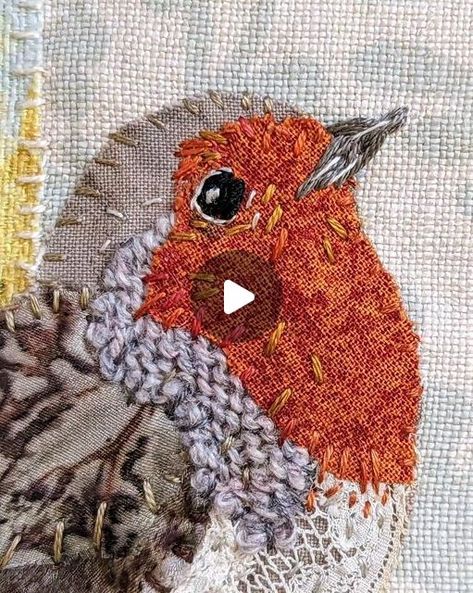 Slow Stitch Applique, Slow Stitching Textile Art, Hooked By Robin Pattern, Modern Round Robin Quilt Ideas, Robin Applique, Robin Embroidery Pattern, Felted Robin, Sea Embroidery, Robin Bird Mosaic