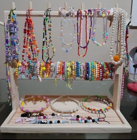 Jewelry Vendor Display, Handmade Jewelry Display, Craft Market Display, Jewelry Vendor, Bracelet Stand, Craft Booth Displays, Diy Jewelry Display, Handmade Jewlery, Bead Charms Diy