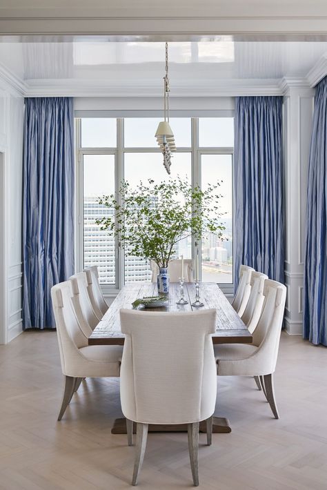 Lacquered Walls, Transitional Dining Room, Dining Room Curtains, Dining Room Ceiling, Dining Room Colors, The Dining Room, Floor To Ceiling Windows, Guest Bedrooms, Curtain Decor