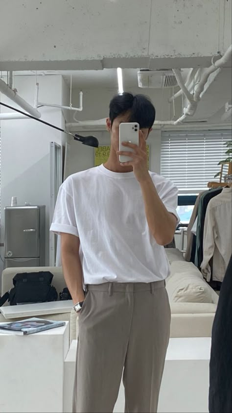 Korean Street Fashion Men, Money Men, Kpop Fashion Men, Cute Ootd, Asian Men Fashion, Boyfriend Outfit, Minimalist Fashion Men, Trendy Boy Outfits, Husband Material