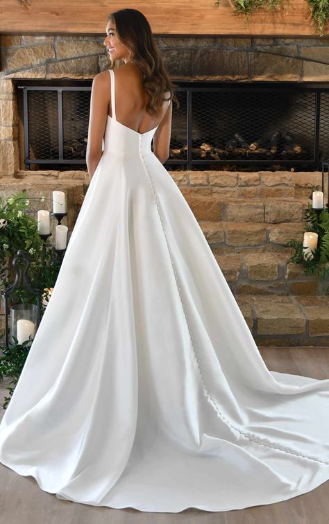 Modern Ballgown Wedding Dress with Full Train and Pockets - Stella York Wedding Dresses Wedding Gown Bow Back, Silk Wedding Dress With Pearls, Wedding Dress With Bow On Back, Wedding Dresses With Bows, Satin Wedding Dress With Bow, Bow Wedding Dresses, Square Neckline Wedding Dress, Wedding Dress With Bow, Stella York Bridal