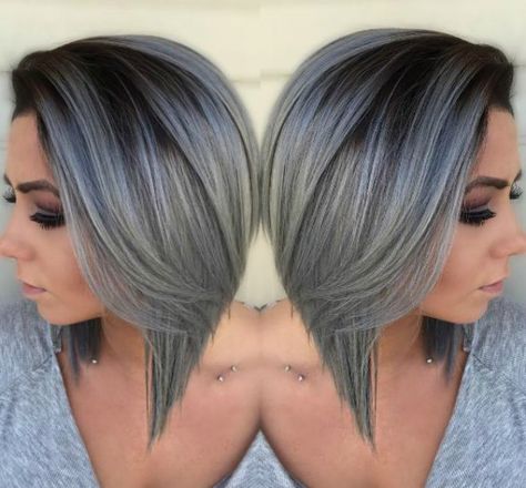 Gray Ombre Bob | Beautiful Silver Ombre Hairstyles For Short Hair Blond Cenușiu, Silver Ombre Hair, 2023 Hair, Angled Bob, Short Hair Color, Ombre Hair Color, Grey Hair Color, Hair Tips, Grey Hair