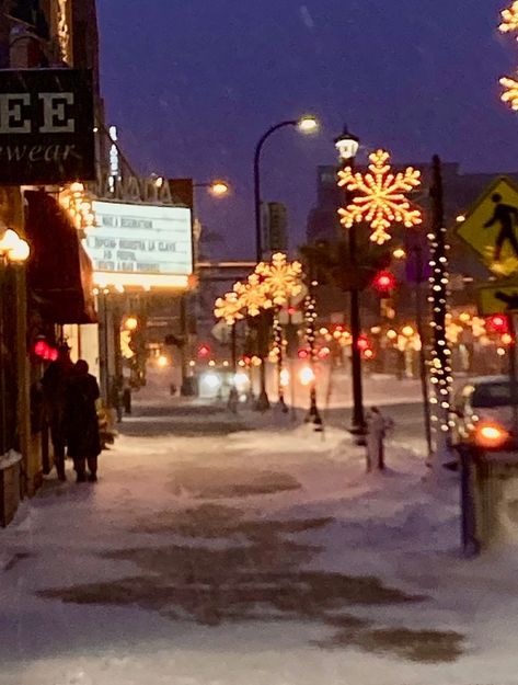 Downtown Christmas Aesthetic, Midwest Winter Aesthetic, Downtown Girl Christmas, Minneapolis Christmas, Minneapolis Aesthetic, Down Town Girl Aesthetic, Snow Lights, Christmas Nostalgia, Downtown Girl Aesthetic