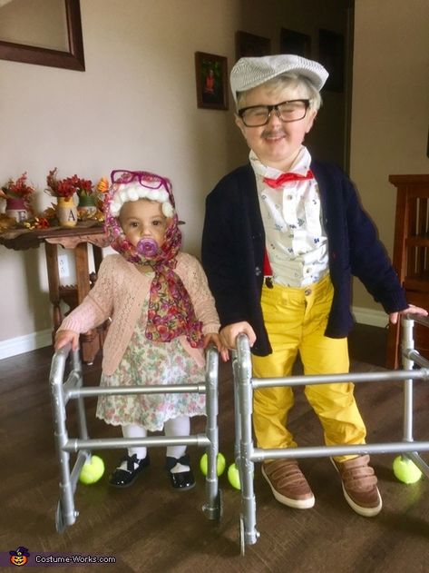 Old Man Costume, Diy Costumes Kids Boys, Food Halloween Costumes, Twin Costumes, Halloween Costumes Kids Boys, Twin Halloween, Funny Couple Halloween Costumes, Halloween Infantil