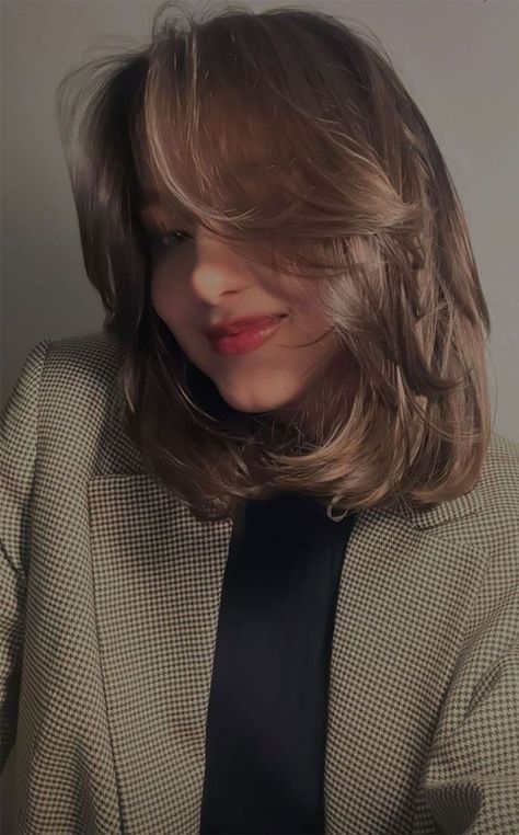 versatile bob, bob haircut, bob hairstyle, ahoulder length bob, long bob Haircuts For Medium Length Hair, Layered Haircuts For Medium Hair, Hair Inspiration Short, Hairstyles For Layered Hair, Shot Hair Styles, Shoulder Length Hair Cuts, Haircuts Straight Hair, Short Hair Haircuts, Short Hair Styles Easy