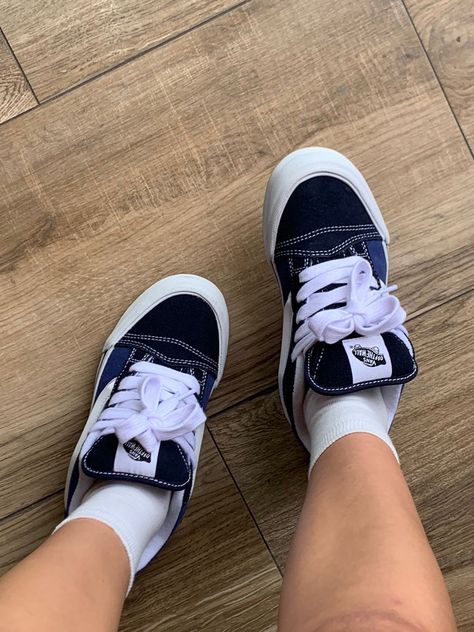 vans knu skool blue ✶ ! How To Wear Vans Shoes Outfit, Vans Chunky Shoes, Blue Vans Aesthetic, Vans Knu Stack Outfit, Vans New Skool, Vans New Skool Outfit, Chunky Vans Outfit, Blue Vans Outfit, Vans Chunky